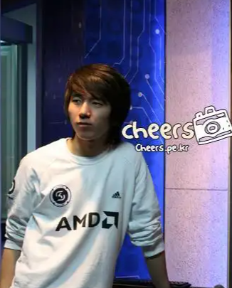 韩国美兽王lyn的多次成名之战