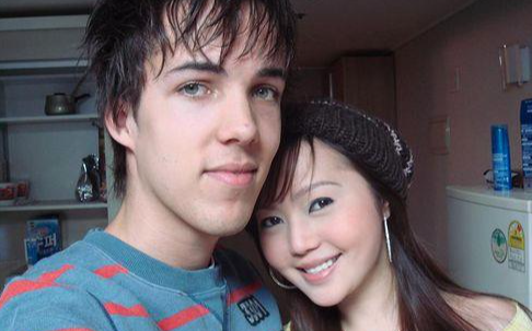 兽王不朽：Grubby 与魔兽争霸 III 的黄金时代史诗