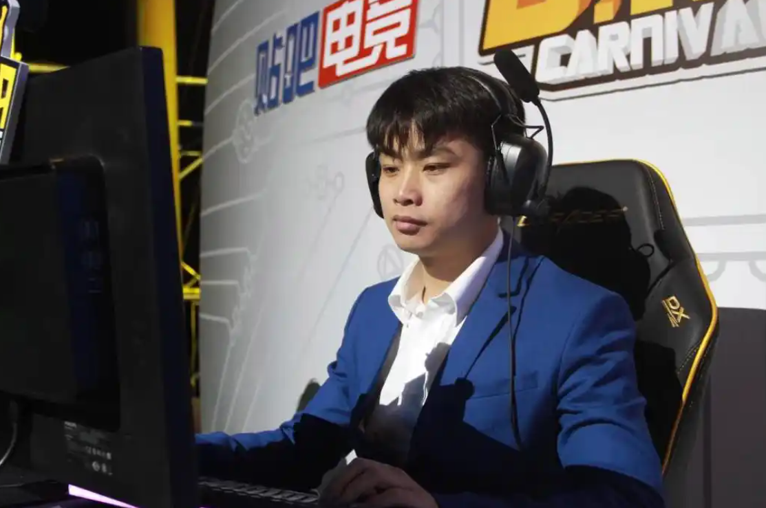 <strong>魔兽争霸3 Sky 精彩人生——中国电竞的开荒者与不灭传奇</strong>