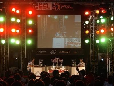 魔兽争霸 3:经久不衰的比赛 —— 铭刻电竞史诗,二十年热血未凉(图5) image